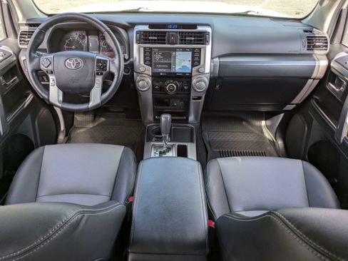 Used 2023 Toyota 4Runner SR5 Premium w/ Moonroof Package RWD image 15