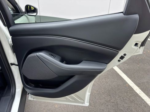 Used 2024 Ford Mustang Mach-E Select w/ Comfort Package Lite image 43