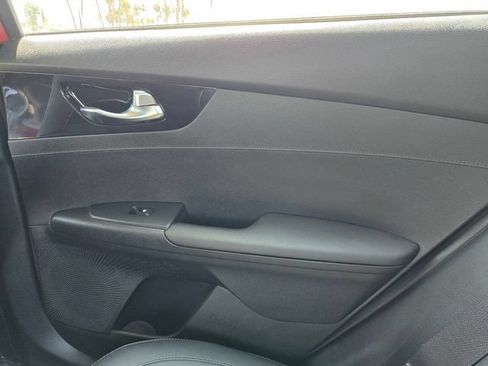 Used 2021 Kia Forte EX FWD image 12
