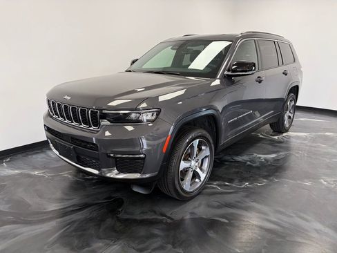 Used 2024 Jeep Grand Cherokee L Limited w/ Trailer Tow Prep Group image 18