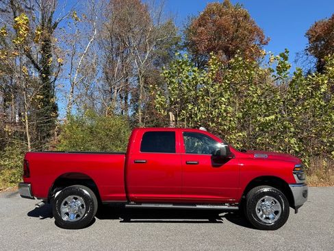 Used 2026 RAM 2500 Tradesman AWD/4WD image 5