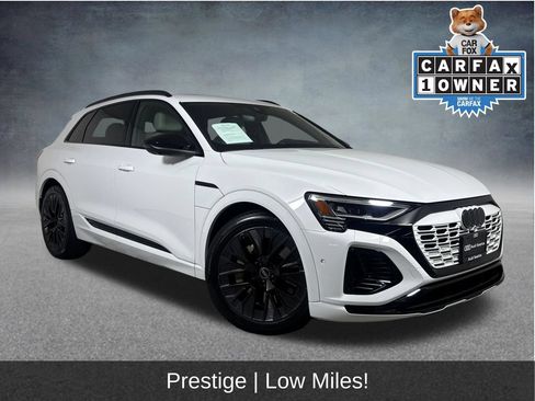 Used 2024 Audi Q8 e-tron Prestige w/ Prestige Package AWD/4WD image 1