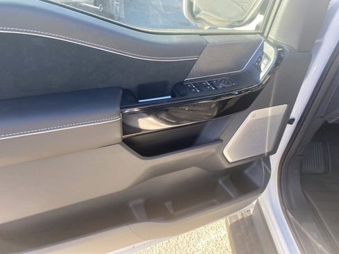 New 2023 Ford F150 Lightning Platinum image 17