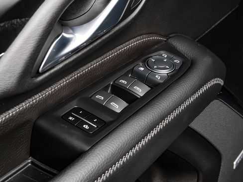 Used 2024 GMC Yukon XL Denali w/ Max Trailering Package image 42