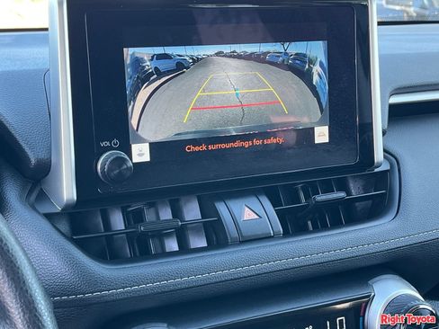 Certified 2025 Toyota RAV4 XLE AWD/4WD image 29
