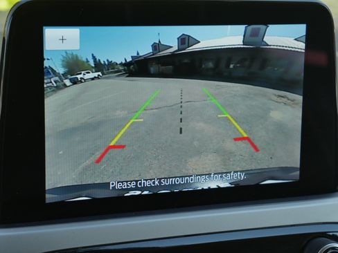 Used 2022 Ford Escape SE w/ SE Sport Appearance Package image 12