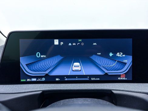 Certified 2022 Kia EV6 Light RWD image 32