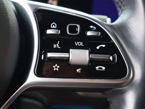 Used 2021 Mercedes-Benz G 550 image 25