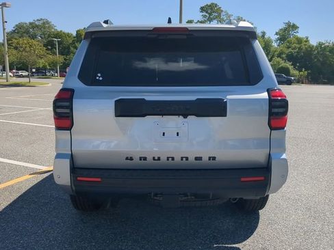 New 2026 Toyota 4Runner TRD Off-Road Premium AWD/4WD image 5