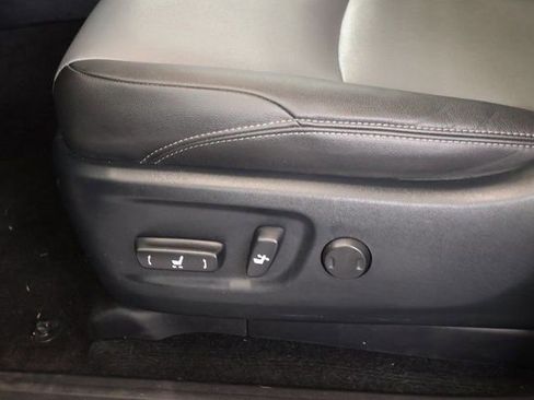 Used 2024 Toyota 4Runner SR5 Premium image 11