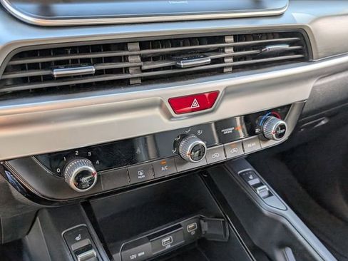 Used 2020 Kia Telluride S w/ S 8 Passenger Seating Package image 23