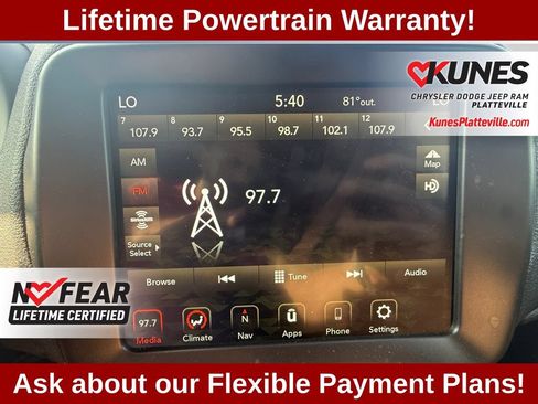 Used 2023 Jeep Renegade Latitude AWD/4WD image 23
