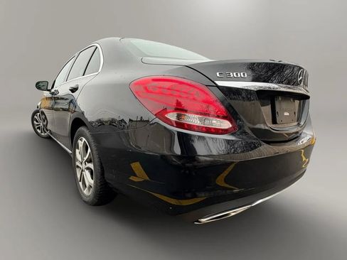 Used 2015 Mercedes-Benz C 300 4MATIC Sedan image 5