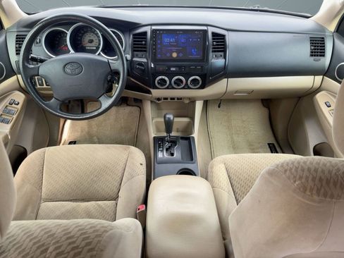 Used 2010 Toyota Tacoma 4x4 Double Cab V6 image 15