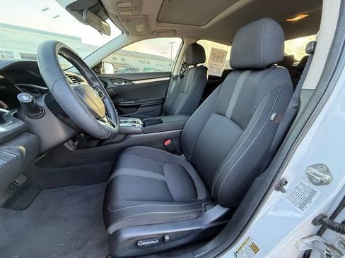 Used 2019 Honda Civic EX image 12
