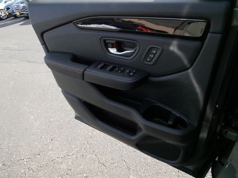 Used 2026 Honda Pilot TrailSport image 29