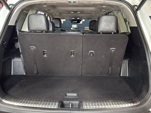 Used 2020 Kia Telluride SX w/ SX Prestige Package image 13