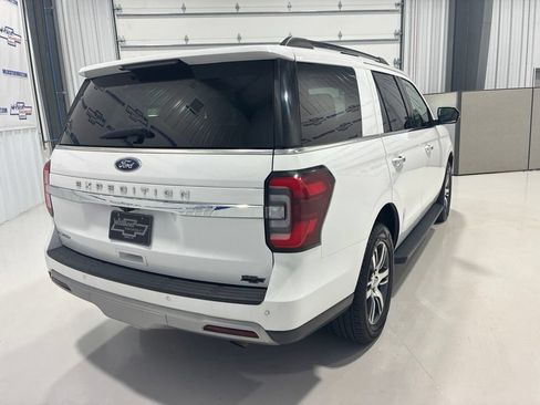 Used 2024 Ford Expedition Limited AWD/4WD image 6