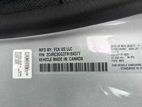 New 2026 Chrysler Pacifica Limited image 19