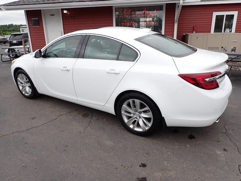 Used 2016 Buick Regal Premium FWD image 4