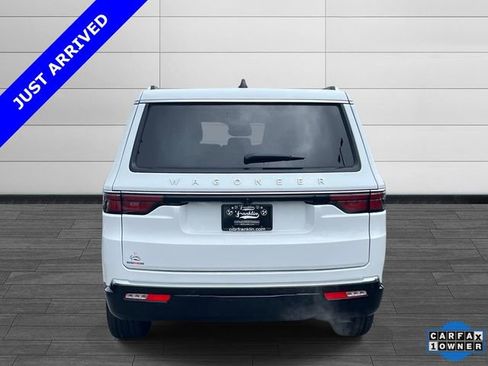 Certified 2024 Jeep Wagoneer 2WD w/ Premium Group I image 5