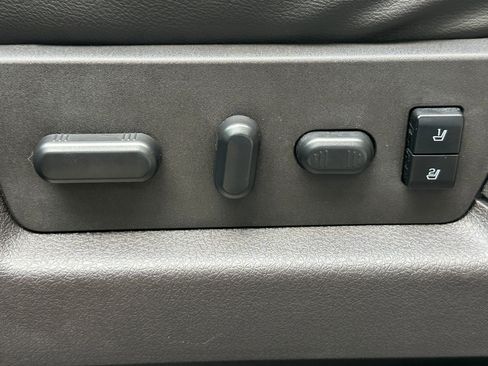 Used 2014 Ford F150 FX4 w/ Equipment Group 402A Luxury image 27