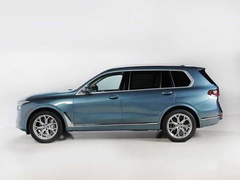 Used 2023 BMW X7 xDrive40i w/ Premium Package AWD/4WD image 2
