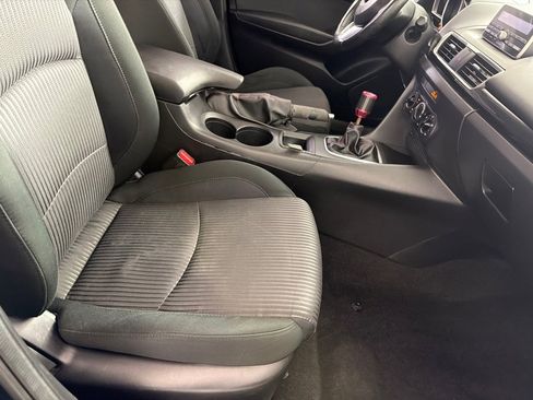 Used 2014 MAZDA MAZDA3 i Touring FWD image 21