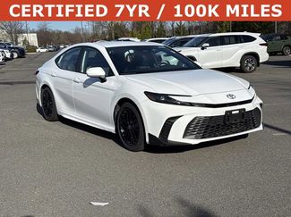 Used 2025 Toyota Camry SE video 1