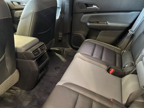 Used 2024 Honda Prologue Touring image 12