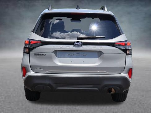 Certified 2025 Subaru Forester Premium AWD/4WD image 22