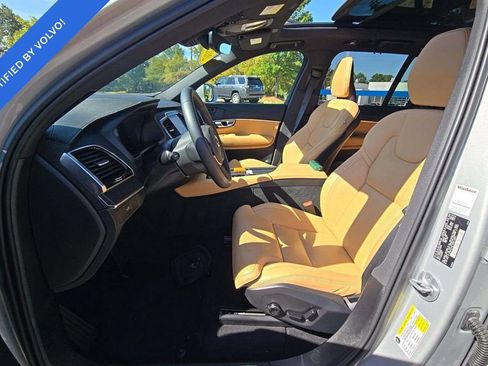 Used 2024 Volvo XC90 B6 Ultimate w/ Protection Package Premier AWD/4WD image 3