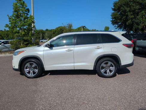 Used 2016 Toyota Highlander Limited FWD image 3