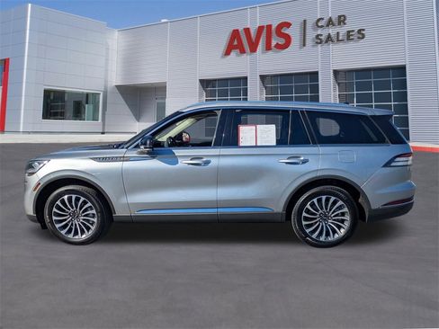 Used 2024 Lincoln Aviator Reserve image 10