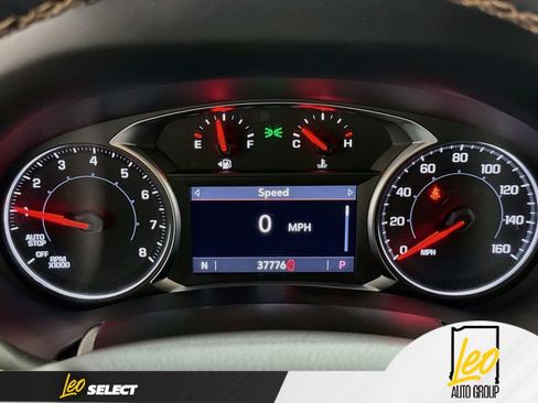 Used 2024 GMC Terrain AT4 w/ Tech Package AWD/4WD image 15