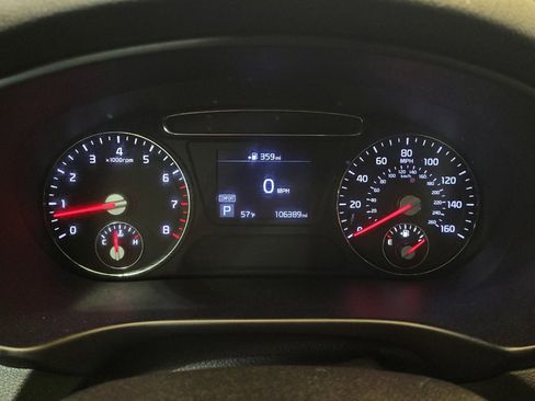 Used 2020 Kia Sorento AWD V6 image 23