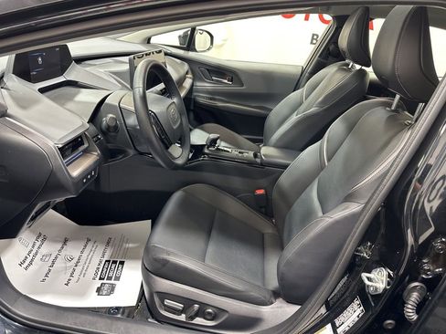 Used 2025 Toyota Prius Limited image 25