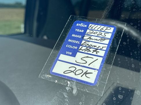 Used 2025 Chevrolet Express 3500 LT w/ LT Preferred Equipment Group RWD image 27