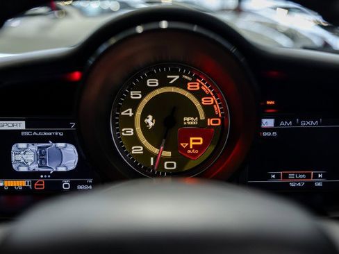Used 2018 Ferrari 488 Spider RWD image 46