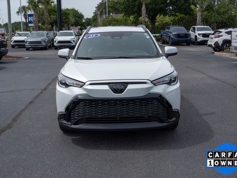 Used 2023 Toyota Corolla Cross AWD Hybrid image 8