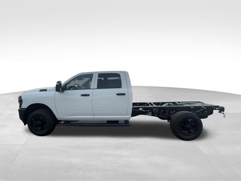 New 2026 RAM 3500 Tradesman image 16