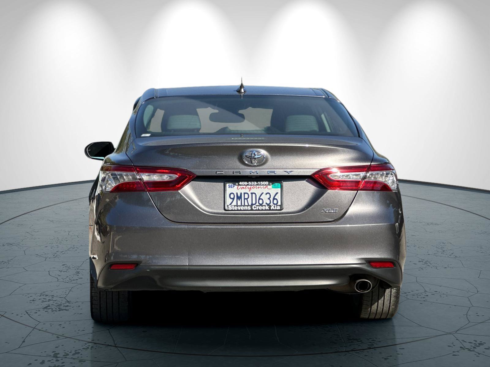 Used 2019 Toyota Camry XLE w/ 4 Season Floor Mat Package FWD image 5
