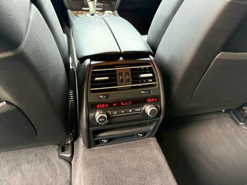 Used 2012 BMW 750i RWD image 15