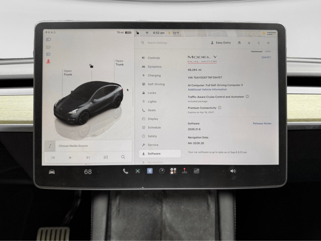 Used 2022 Tesla Model Y Performance AWD/4WD image 10