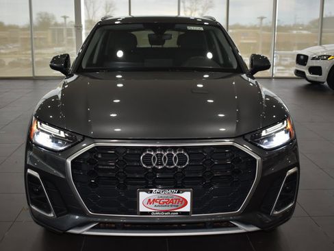 Used 2023 Audi Q5 2.0T Premium w/ Convenience Package AWD/4WD image 5
