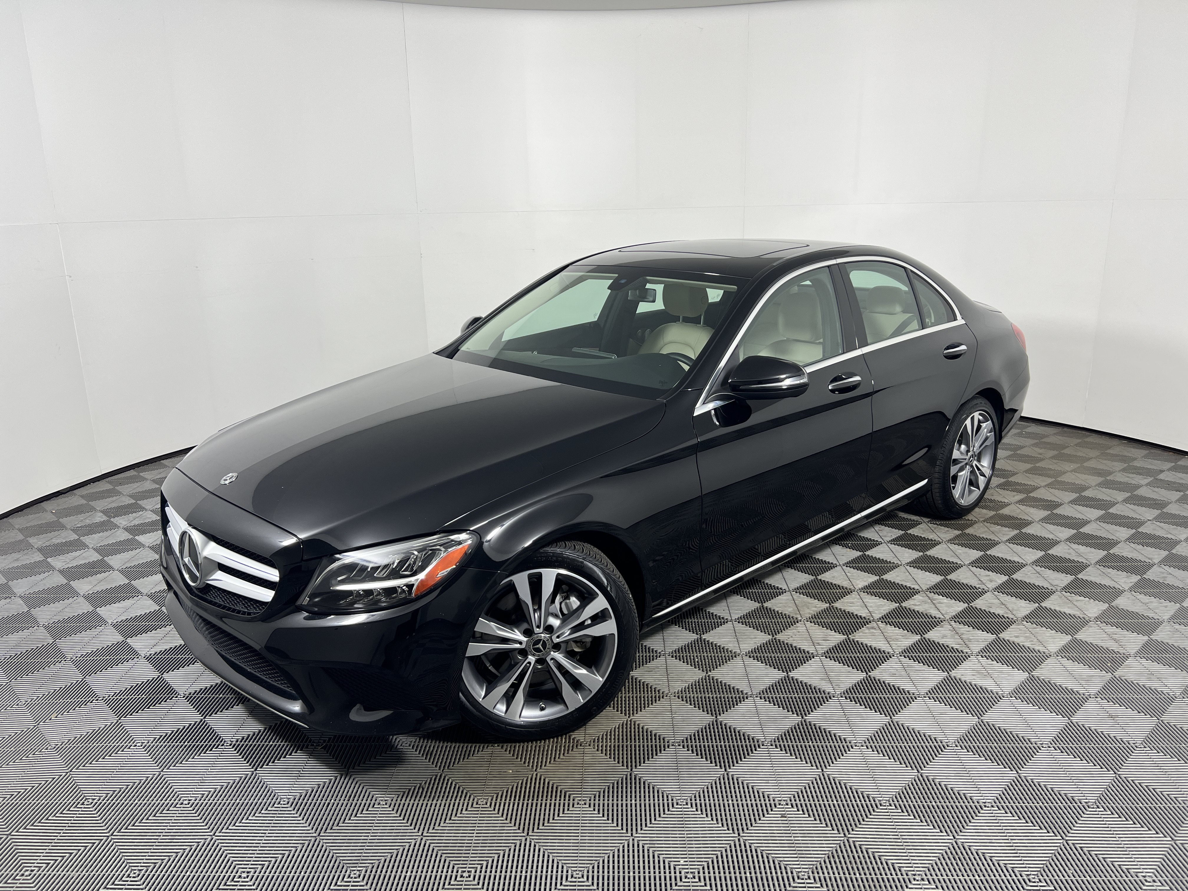 Used 2021 Mercedes-Benz C 300 Sedan image 1