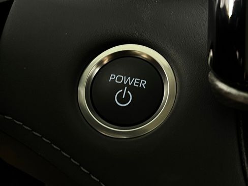 Certified 2026 Toyota Highlander Platinum image 19