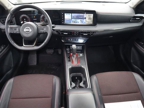 Certified 2025 Nissan Kicks SR image 15
