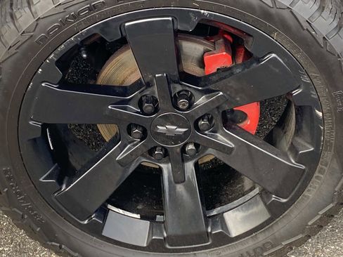 Used 2019 Chevrolet Tahoe Premier image 30