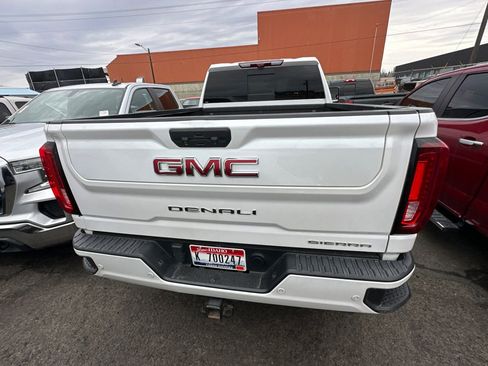Used 2021 GMC Sierra 3500 Denali w/ Denali Ultimate Package image 3